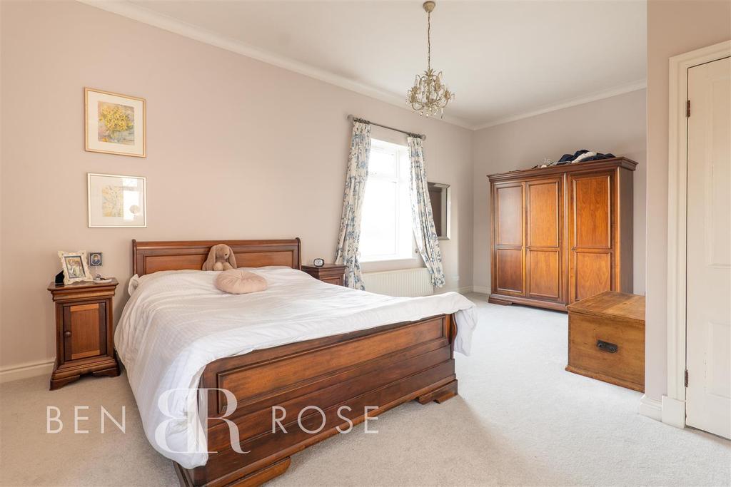 Midge Hall Lane, Midge Hall, Leyland 4 bed detached house £650,000