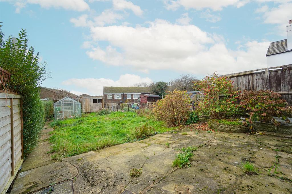 Winchelsea Road, Hastings 3 bed end of terrace house £275,000