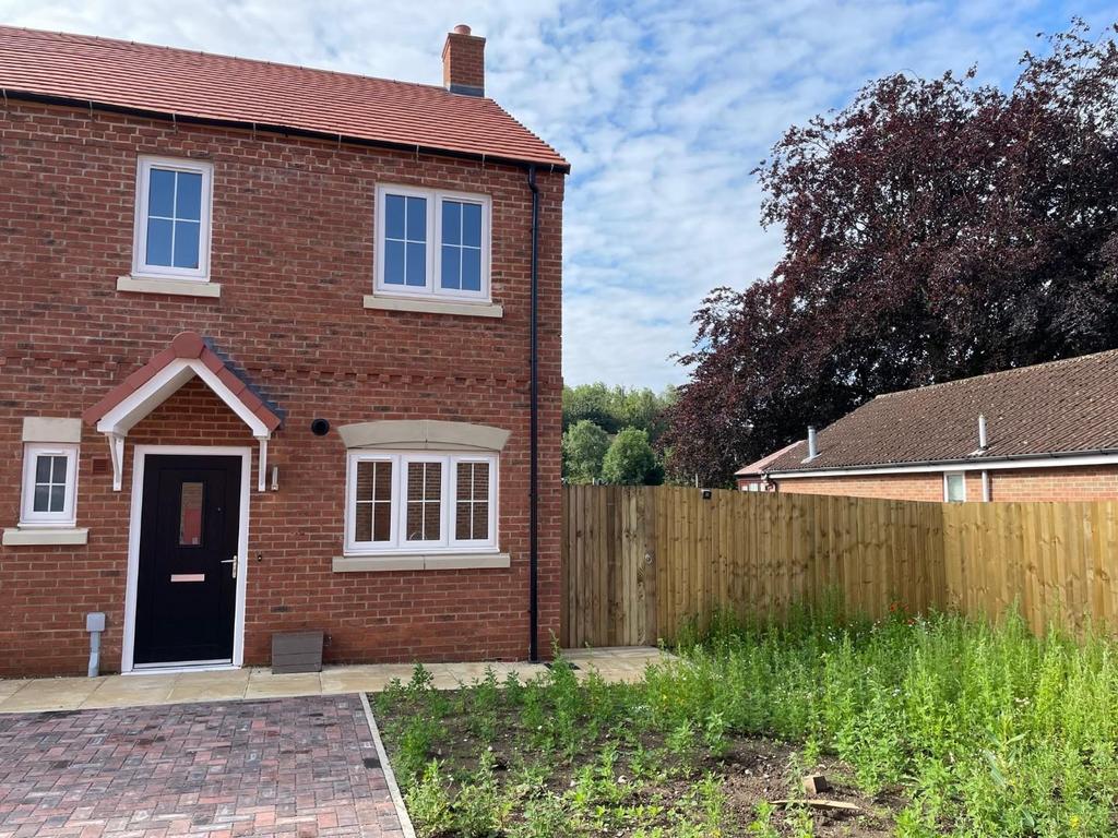 Wainds Field, Kirkbymoorside, York 3 bed semidetached house for sale