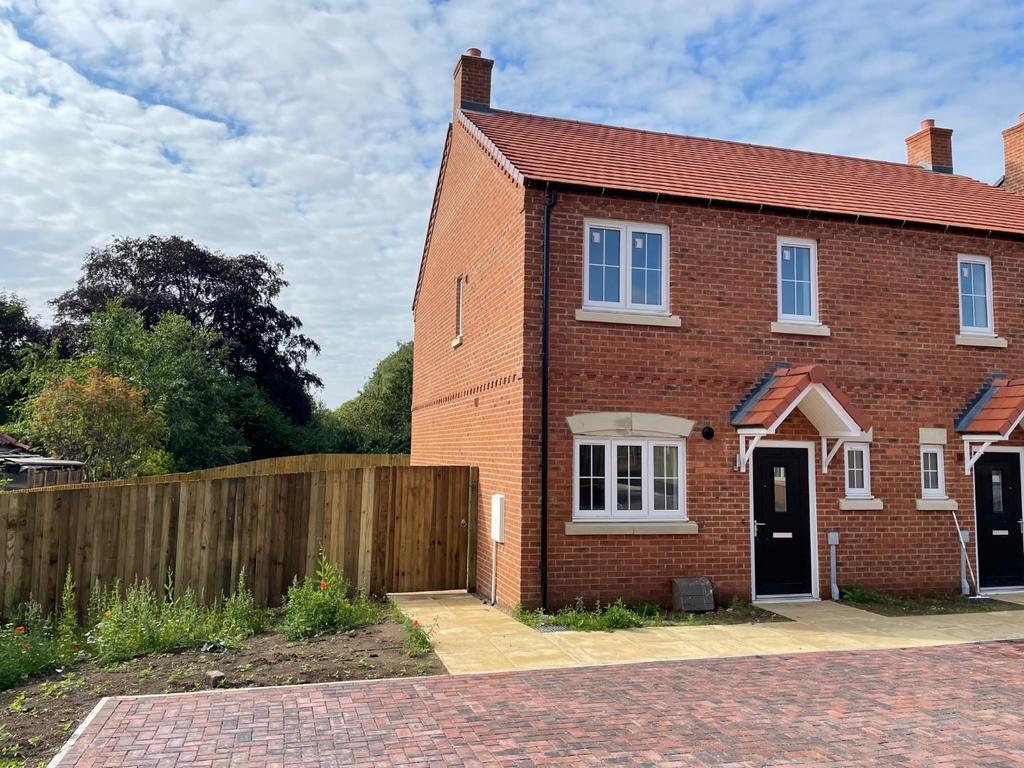 Wainds Field, Kirkbymoorside, York 3 bed semidetached house for sale