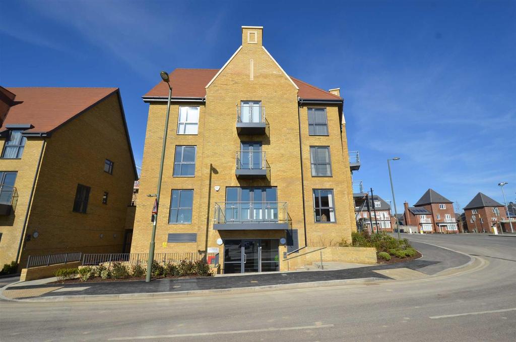 Arrandene House, 2 Royal Engineers Way, Mill Hill 2 bed flat £1,950