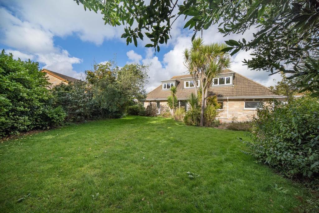 Bembridge, Isle of Wight 5 bed detached house for sale £550,000
