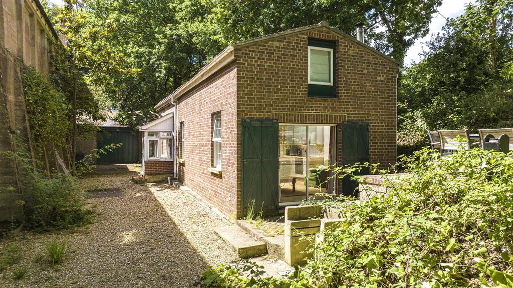 Shell Cottage