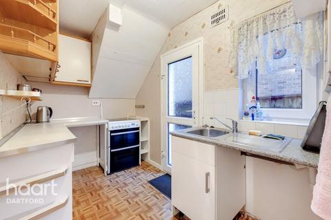 25 Albert Road, Dartford, DA2 7DL
