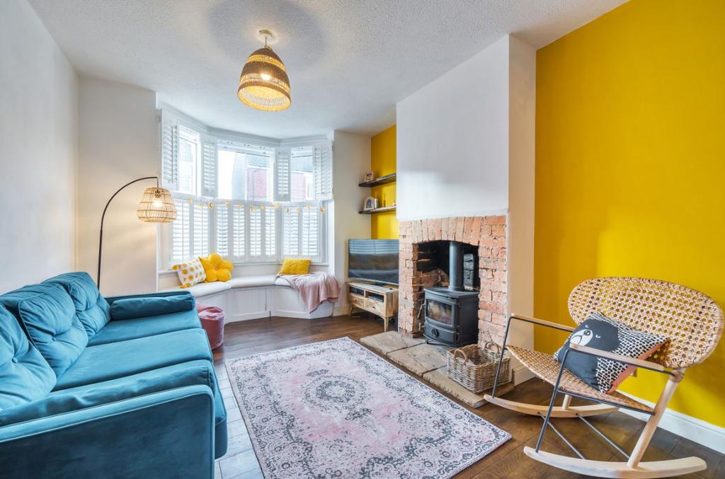 Hartington Street, Bedford 3 bed terraced house £375,000