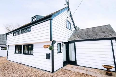 2 bedroom barn conversion to rent, Minety, SN16