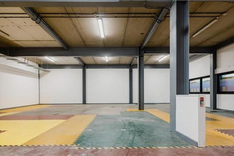 Industrial unit to rent - Unit 2 The Worx, Blundells Corner, 1 Beverley Road, Kingston Upon Hull, East Riding Of Yorkshire, HU3 1XS