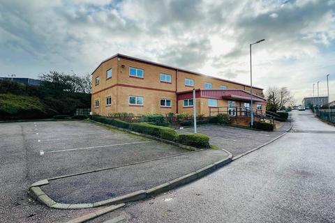 Office to rent - Voyager House, 142 Prospect Way, London Luton Airport, Luton, Bedfordshire, LU2 9QH