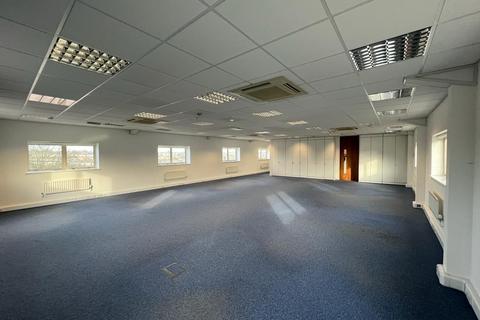 Office to rent - Voyager House, 142 Prospect Way, London Luton Airport, Luton, Bedfordshire, LU2 9QH