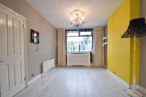 15 Kenneth Road, Luton, LU2 0LE