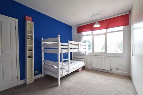 15 Kenneth Road, Luton, LU2 0LE