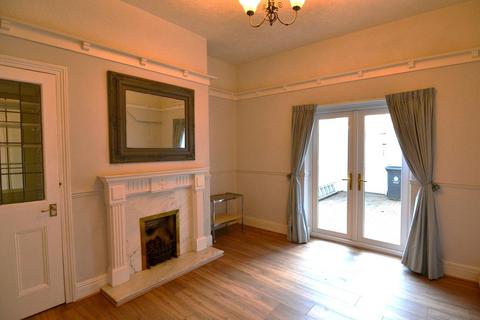 3 bedroom terraced house to rent, Algernon Terrace, Tynemouth, NE30