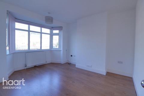 116 Wadham Gardens, Greenford, UB6 0BS