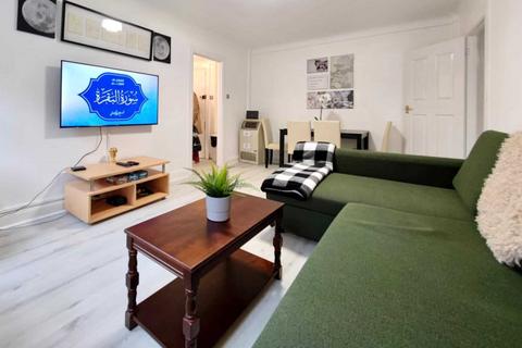 1 bedroom flat to rent - Park West, Edgware