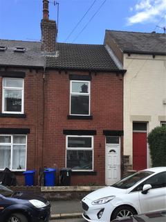 3 bedroom terraced house to rent, Murray Road, Sheffield S11