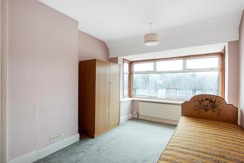 65 Oak Tree Gardens, Sundridge, Bromley, BR1 5BE