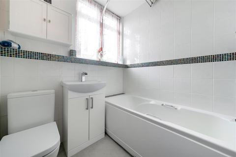 36 Hillcrest Road, Bromley, BR1 4SB