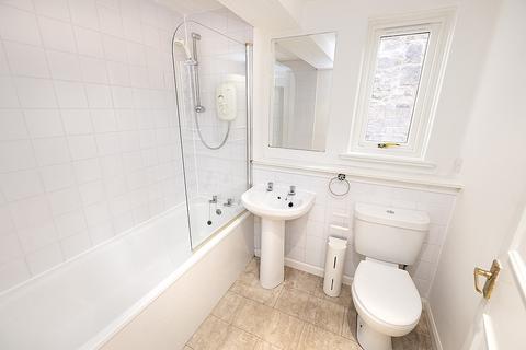 11/3 Bells Wynd, Edinburgh, EH1 1QY