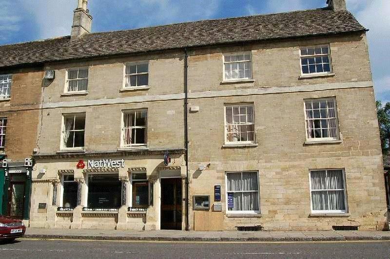 Market Place, Oundle, Peterborough, PE8 1 bed apartment £625 pcm (£