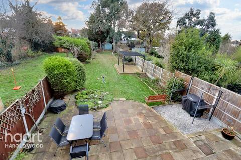 20 Redden Court Road, Romford, RM3 0XA