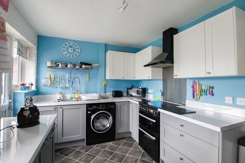33 Clement Drive, Rhyl, LL18 4HU
