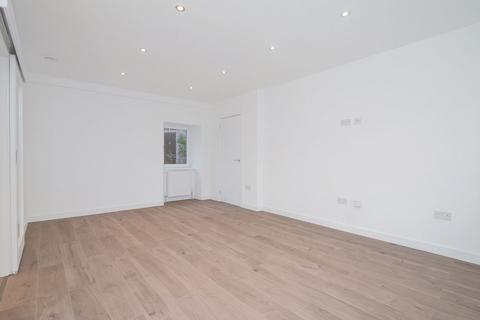 17 Mitchell Street, Crieff, PH7 3AG