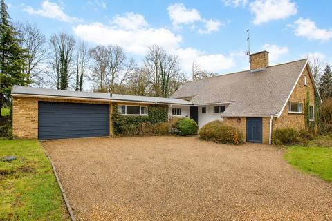 4 bedroom detached house to rent, Harmer Green Lane, Welwyn, Hertfordshire, AL6