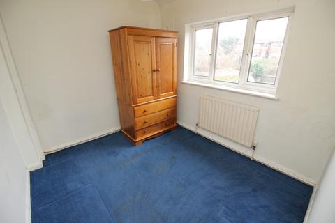 26 Buckland Way, Worcester Park, KT4 8NS