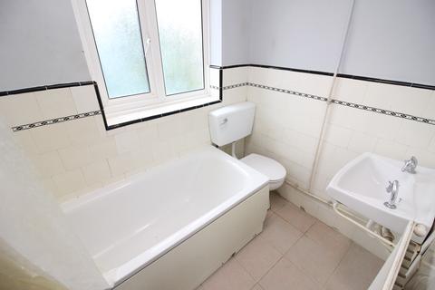 26 Buckland Way, Worcester Park, KT4 8NS
