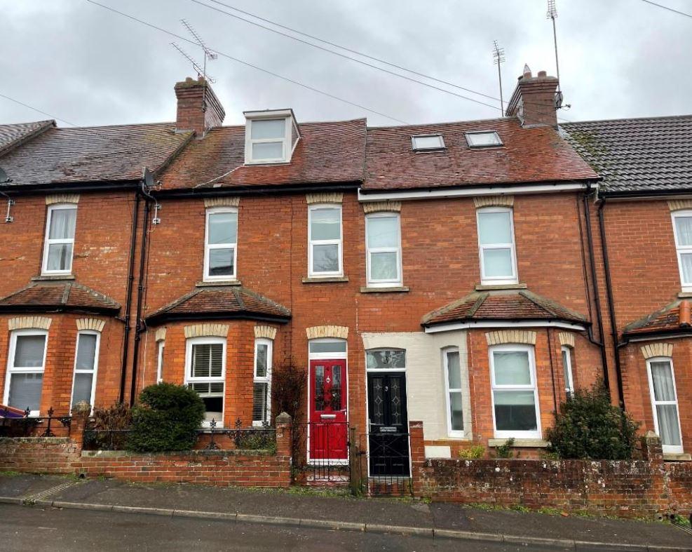 Wootton Grove, Sherborne DT9 2 bed terraced house for sale £285,000