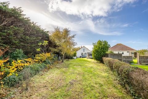 2 bedroom detached house for sale, La Route De La Hougue Du Pommier, Castel, Guernsey