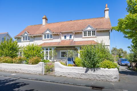 5 bedroom detached house for sale - Route De Cobo, Castel, Guernsey