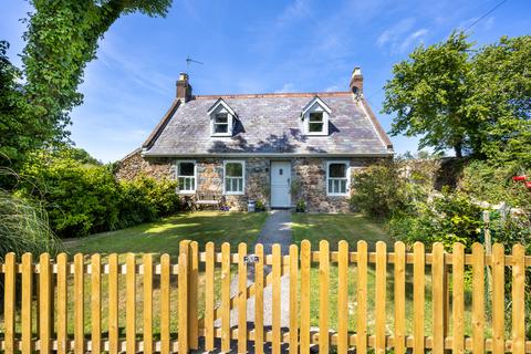 5 bedroom detached house for sale, Rue Des Falles, St. Pierre du Bois, Guernsey