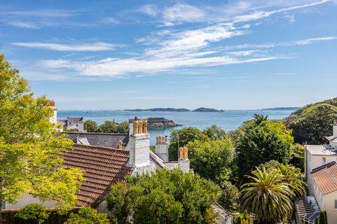 4 bedroom apartment for sale, Mont Havelet Court, St. Peter Port, Guernsey