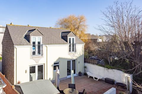 2 bedroom terraced house for sale, Dicq Road, St. Saviour, Jersey