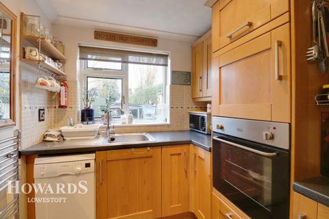 186 Carlton Road, Lowestoft, NR33 0ND