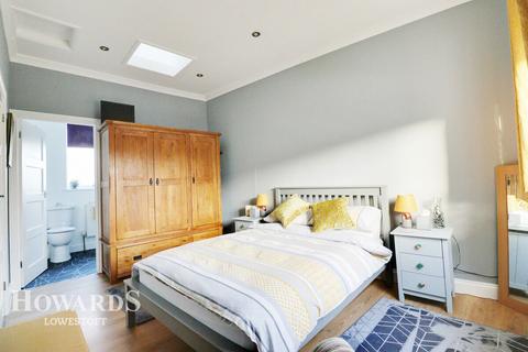 186 Carlton Road, Lowestoft, NR33 0ND