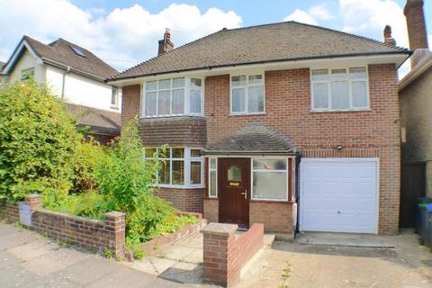 5 bedroom detached house to rent, Salisbury