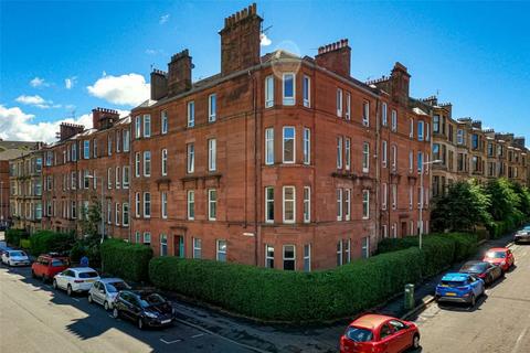 3 bedroom flat to rent, Kelbourne Street, Glasgow G20
