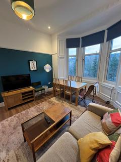 3 bedroom flat to rent, Kelbourne Street, Glasgow G20