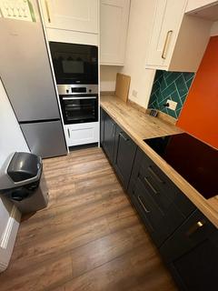 3 bedroom flat to rent, Kelbourne Street, Glasgow G20
