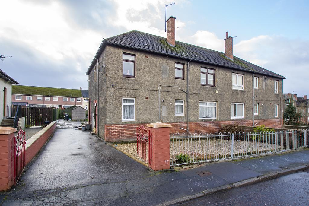 Emrys Avenue, Cumnock, KA18 3 bed flat £35,000