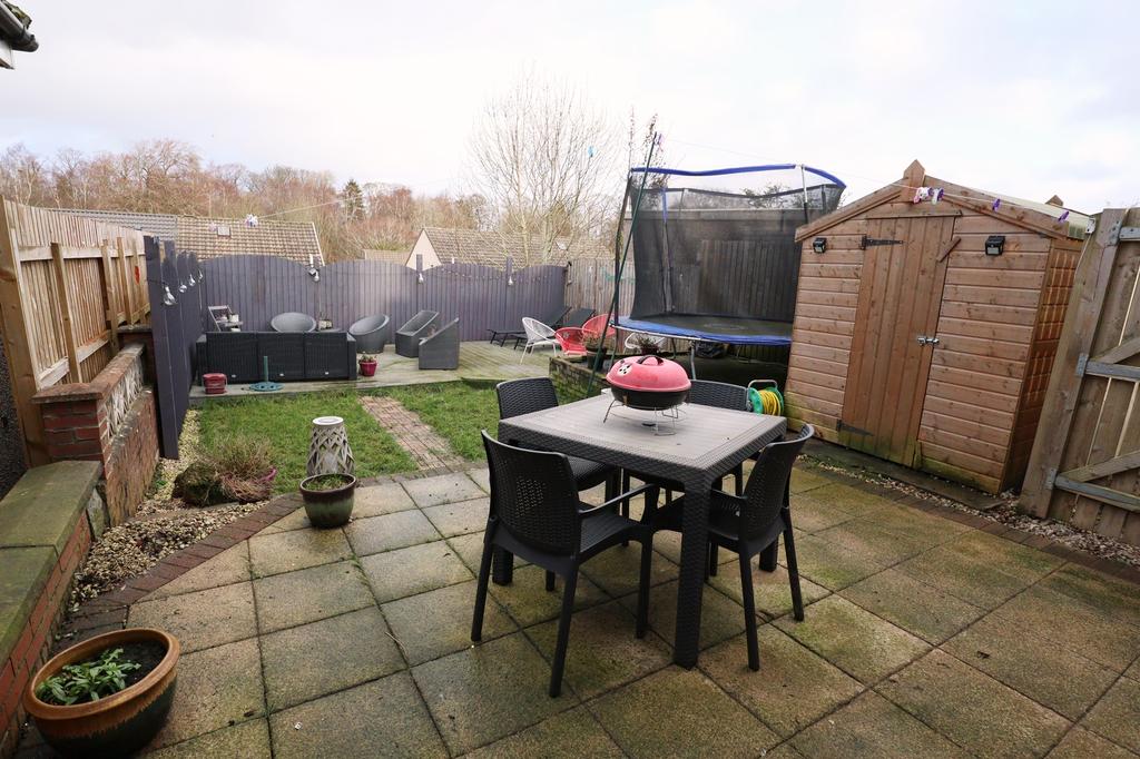 Rear garden (1)