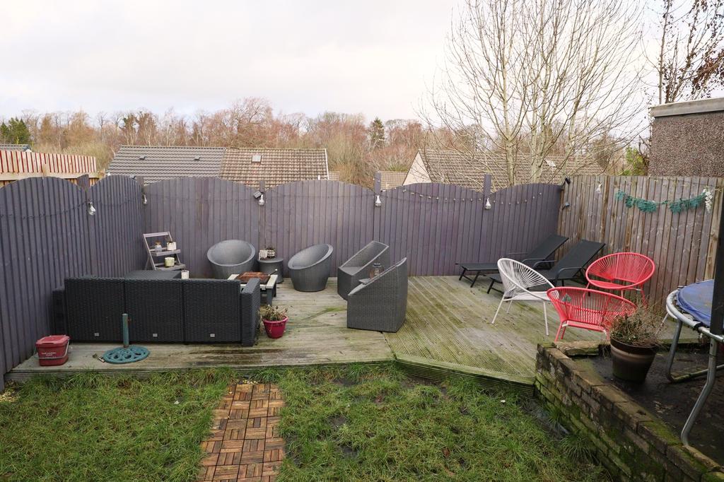 Rear garden (2)