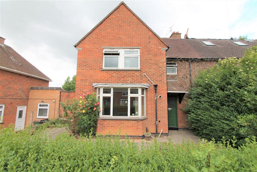 Brabazon Road, Oadby, Leicester, LE2 3 bed end of terrace house £230,000