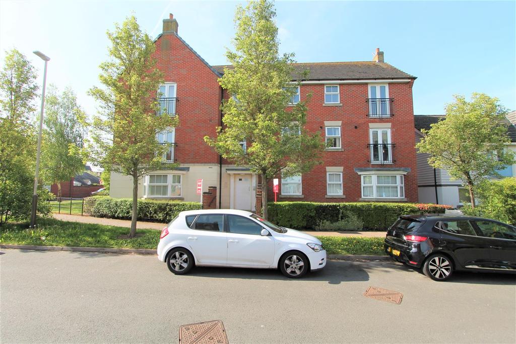 Brompton Road, Hamilton, Leicester, LE5 2 bed flat £130,000