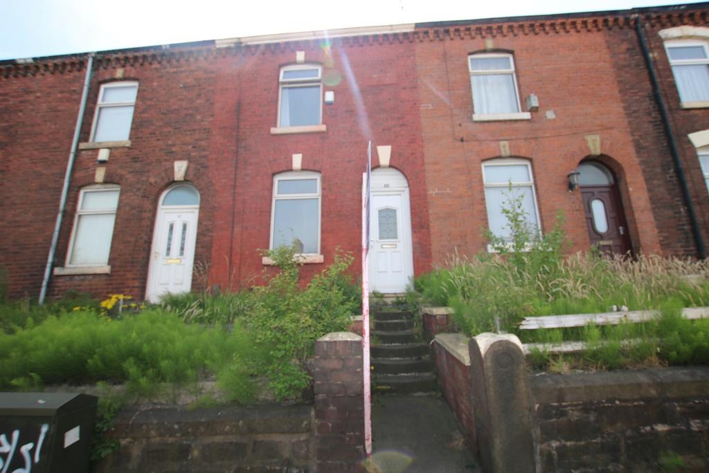 Livesey Branch Road, Livesey, Blackburn 2 bed terraced house £575 pcm