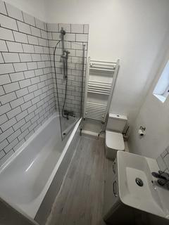70 Warwick Road, Walthamstow, London, E17 5NP