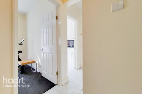 345 Bensham Lane, Thornton Heath, CR7 7ER