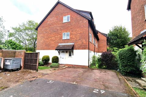 2 bedroom flat for sale, Galdana Avenue, New Barnet EN5